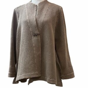FOCUS CASUAL LIFE waffle knit jacket
Women’s L
100% cotton
Toggle closure
Brown
